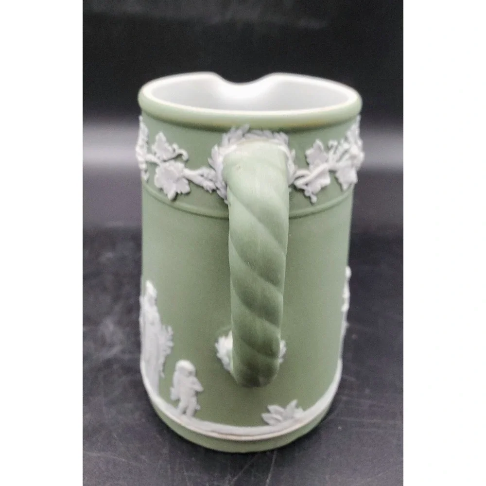 Antique Wedgwood Jasperware Green Pitcher w Handle England 1936 4.5